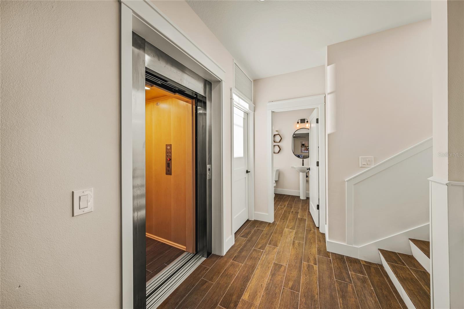 A4674217 Property Photo