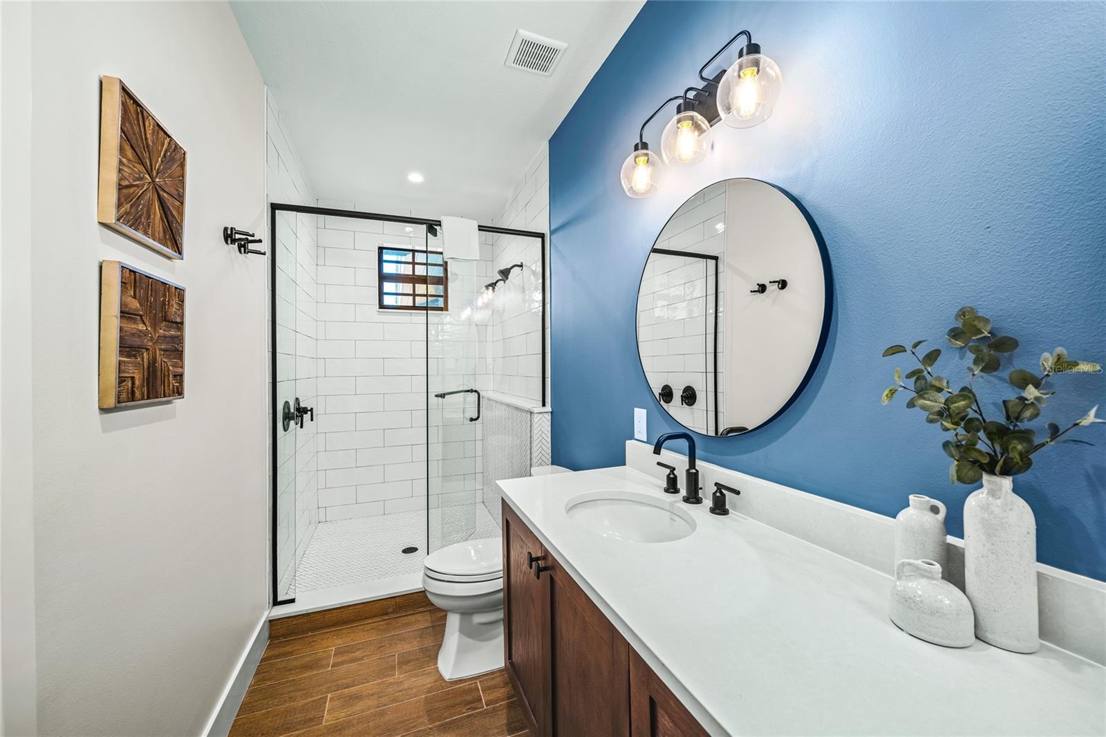 A4674217 Property Photo