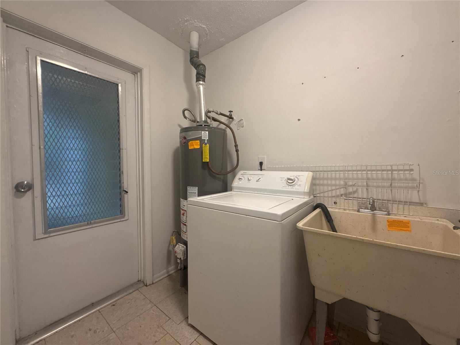 TB8454008 Property Photo