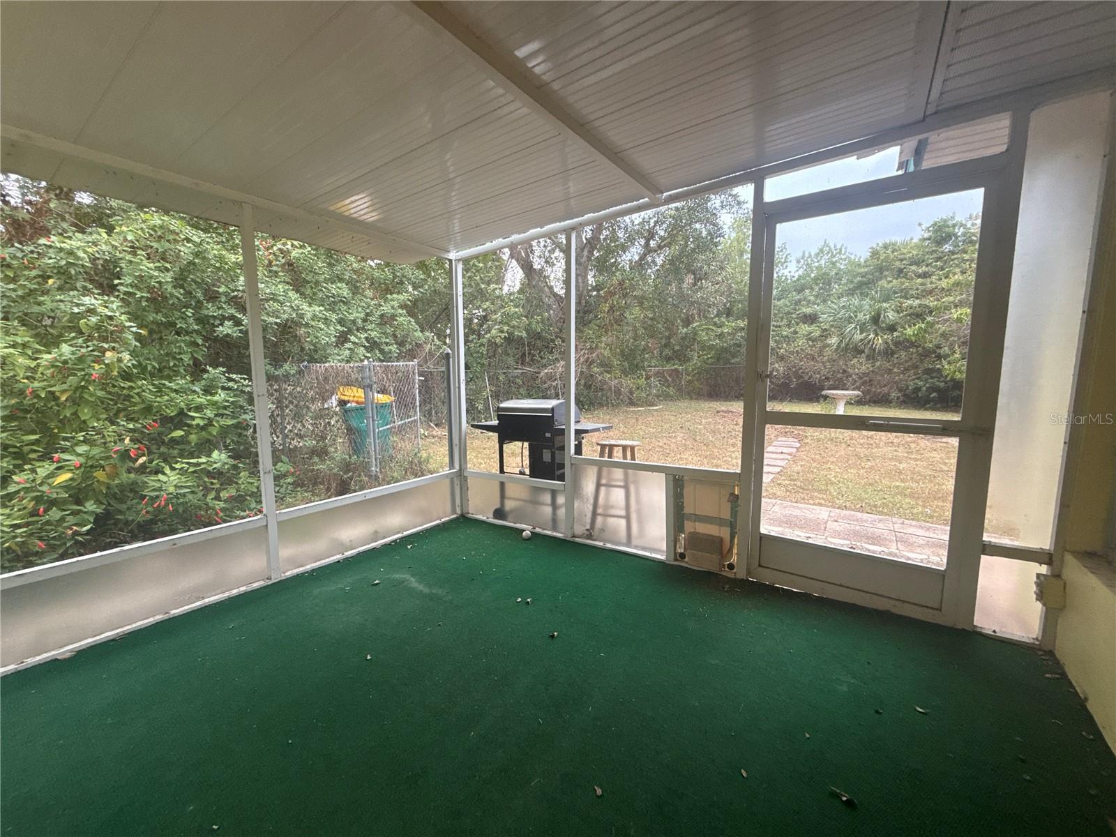 TB8454008 Property Photo