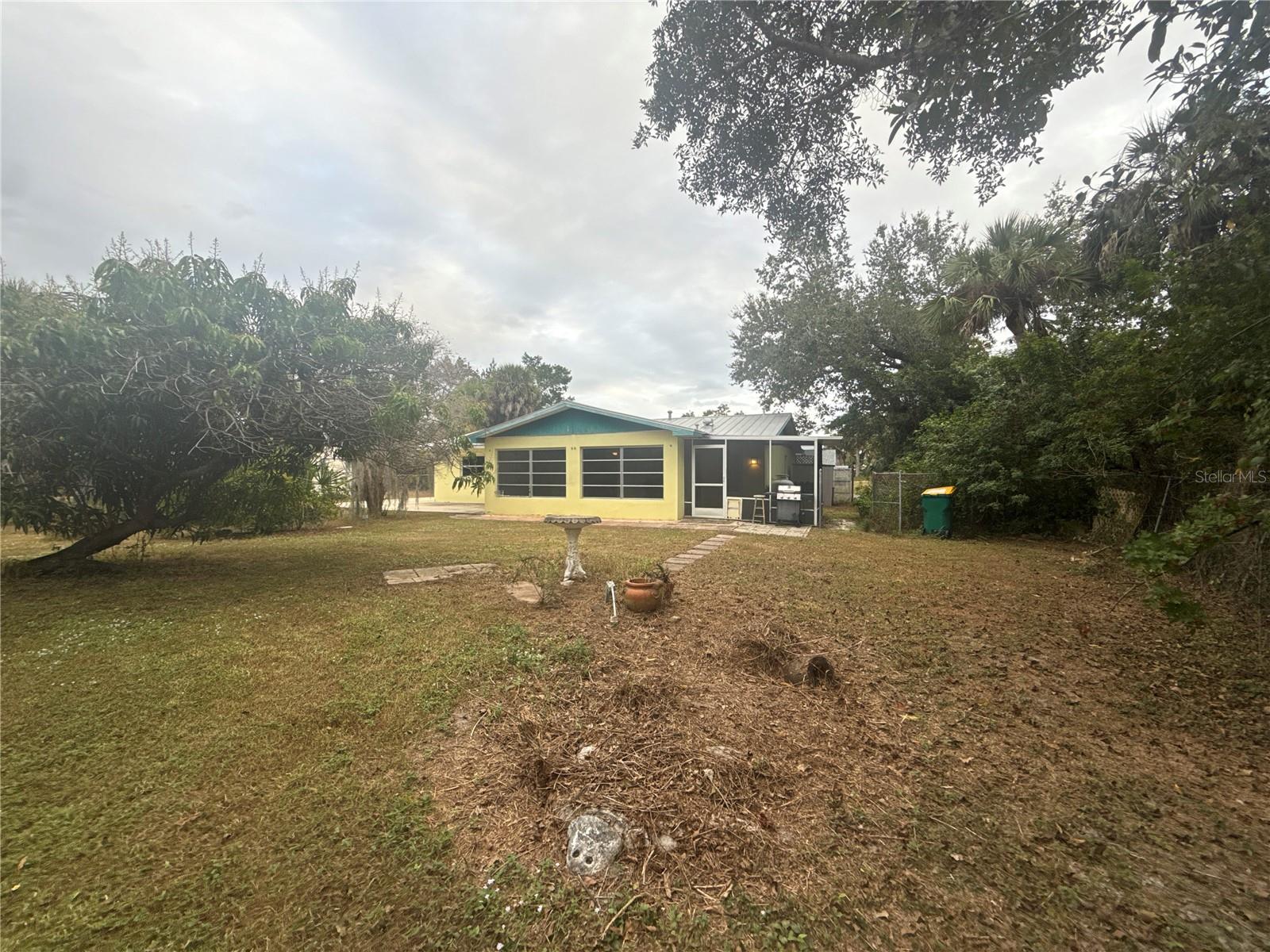 TB8454008 Property Photo