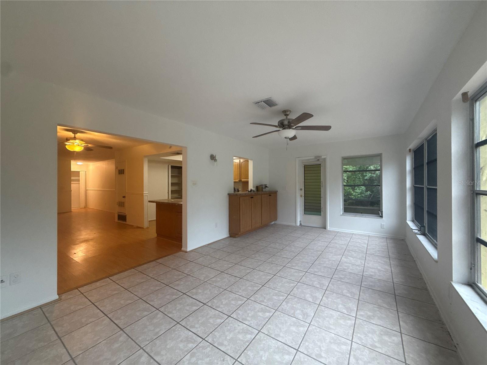 TB8454008 Property Photo