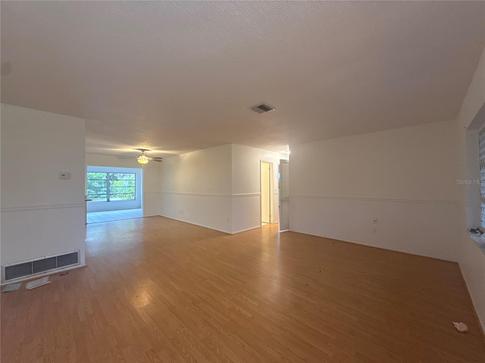 TB8454008 Property Photo