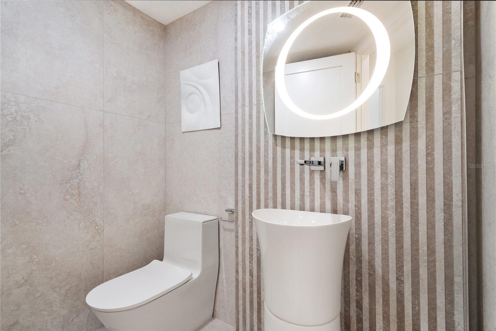 A4674266 Property Photo