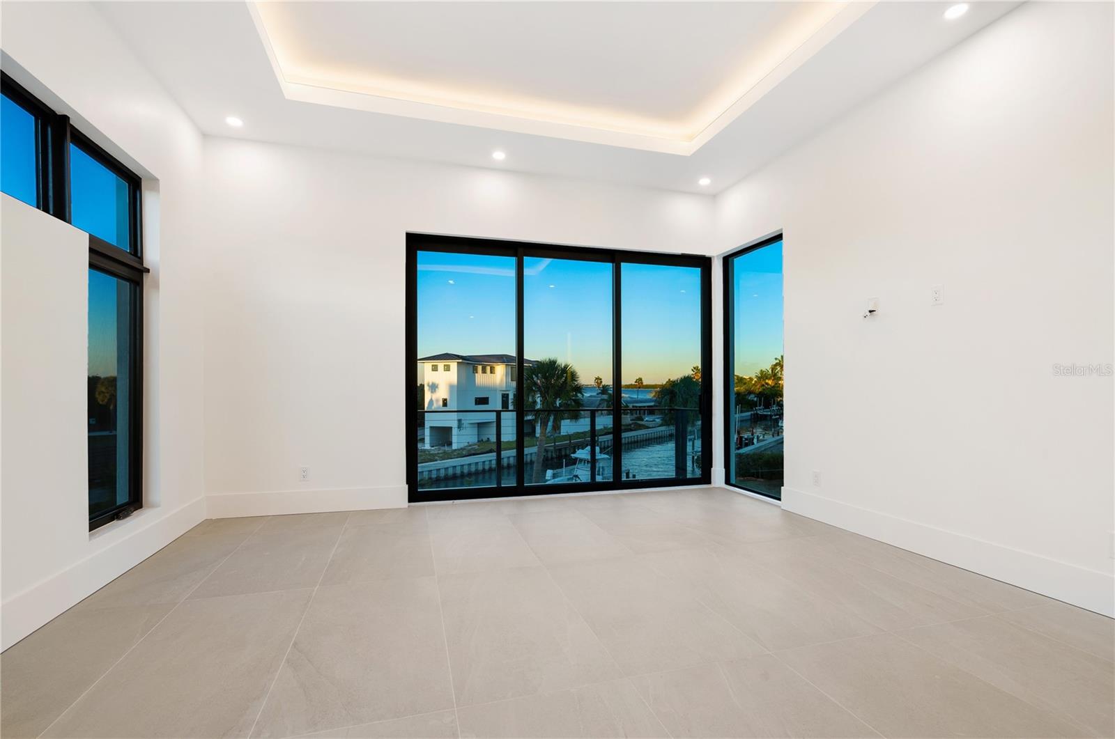 A4674266 Property Photo