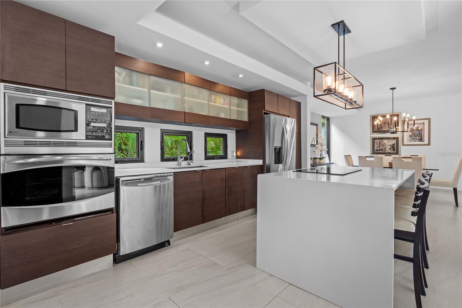 PR9117794 Property Photo