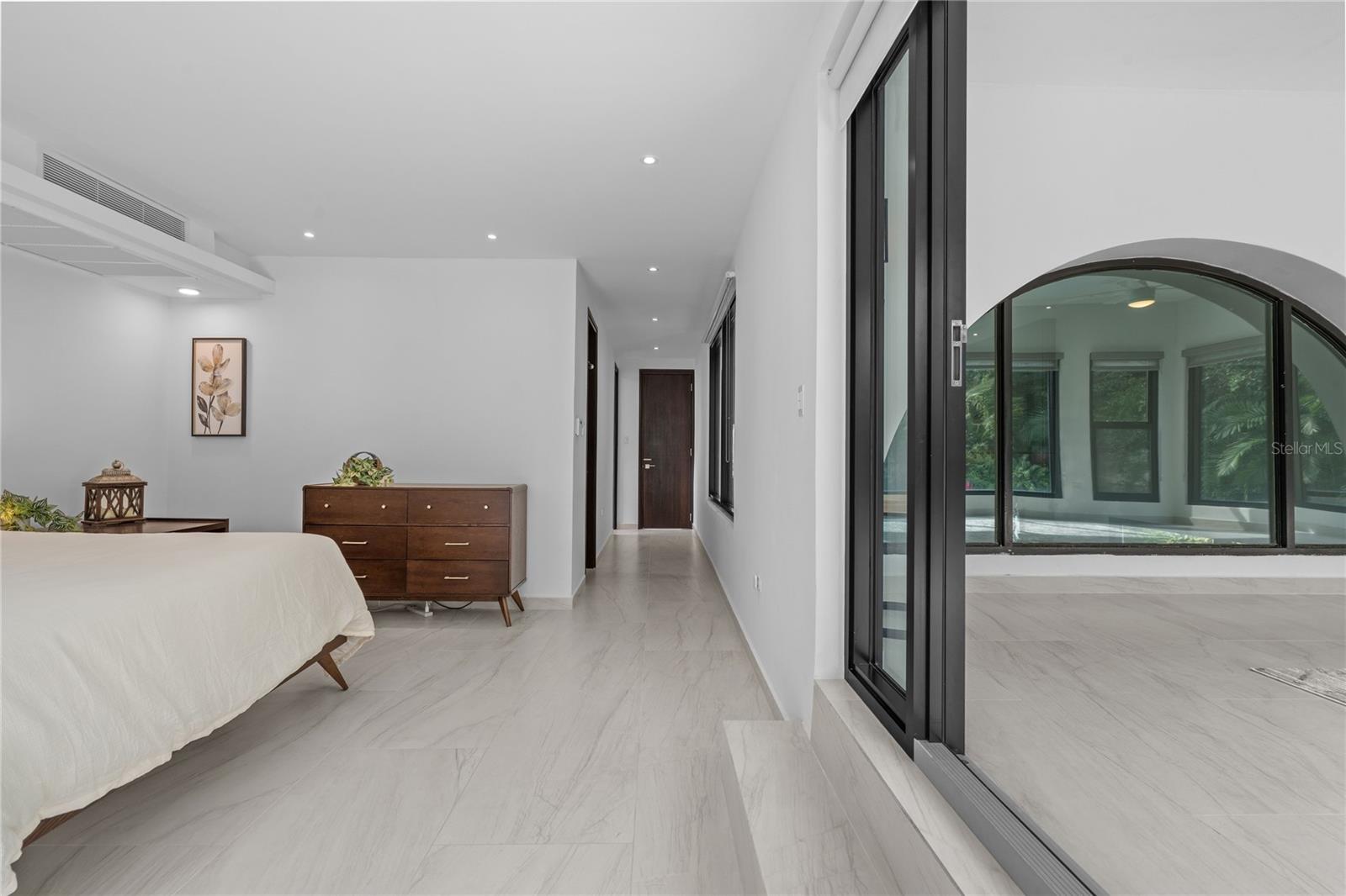 PR9117794 Property Photo