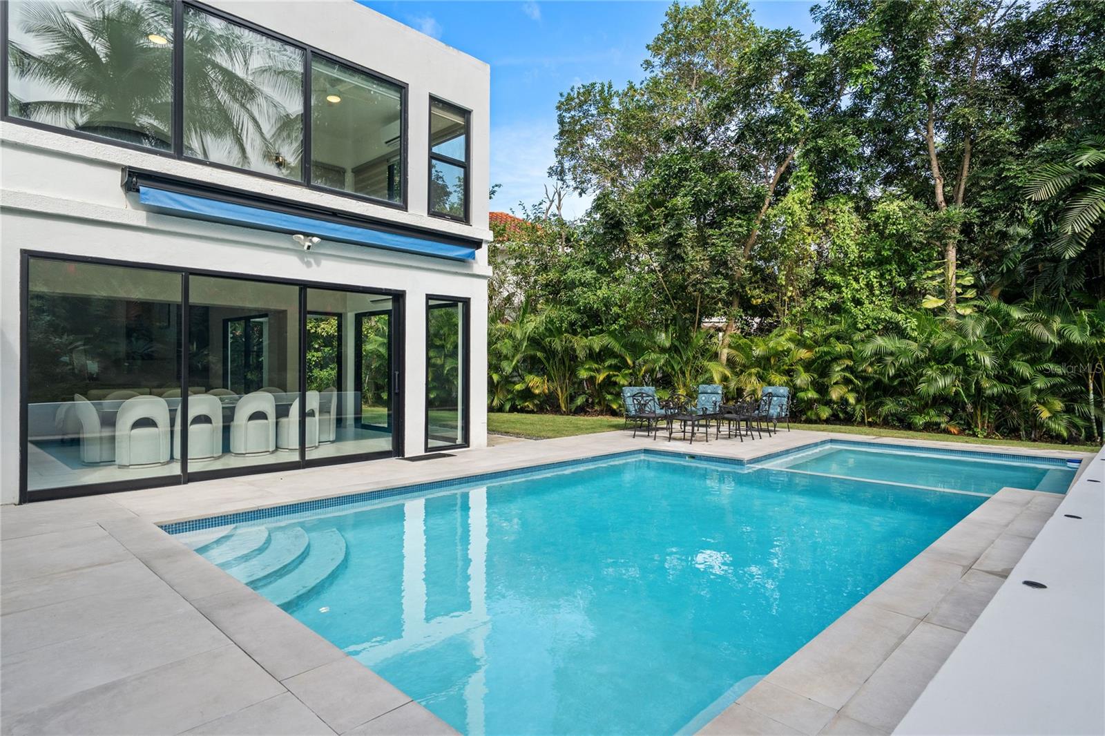 PR9117794 Property Photo