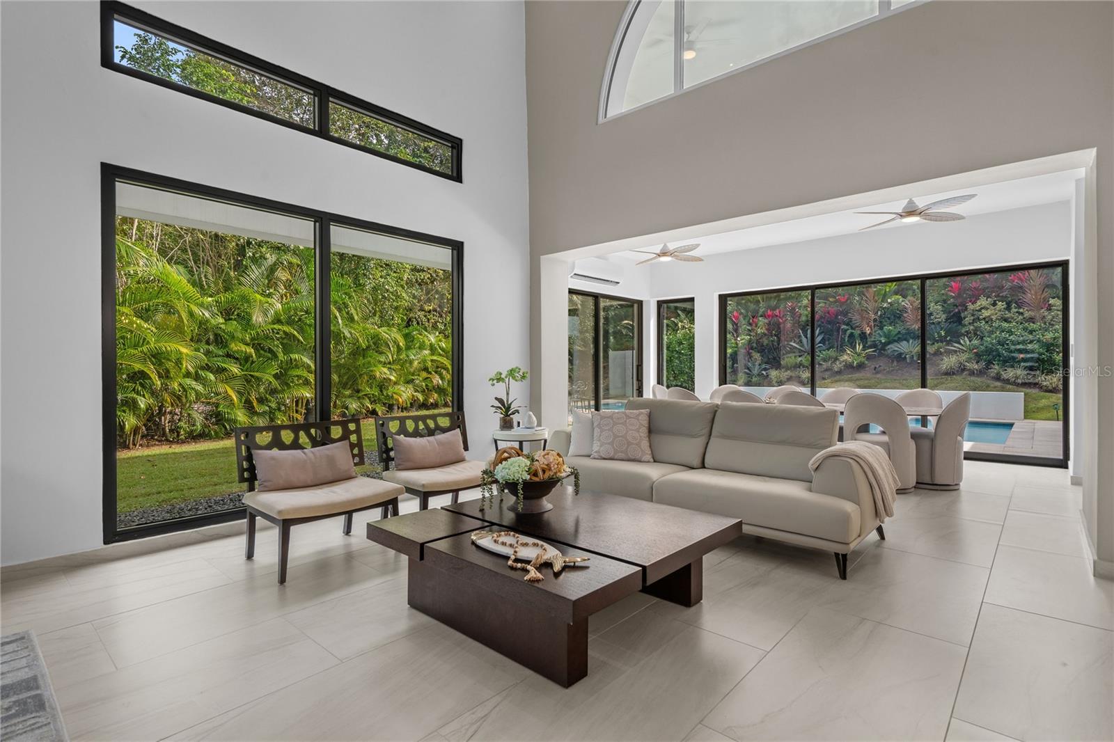 PR9117794 Property Photo