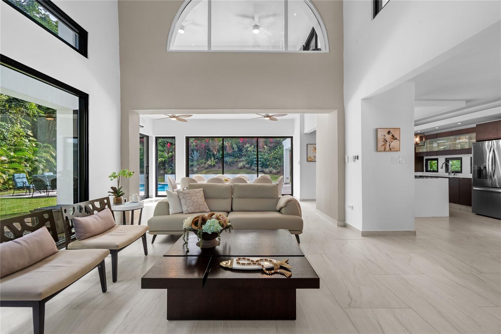 PR9117794 Property Photo