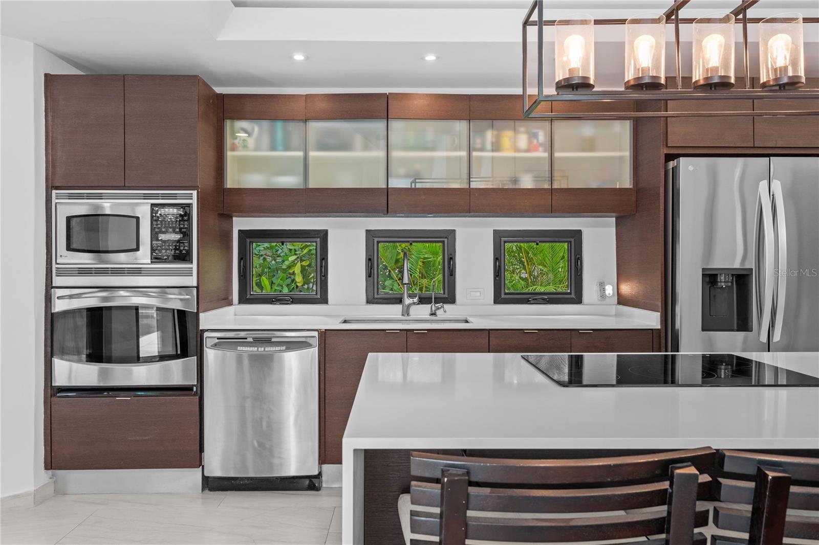 PR9117794 Property Photo