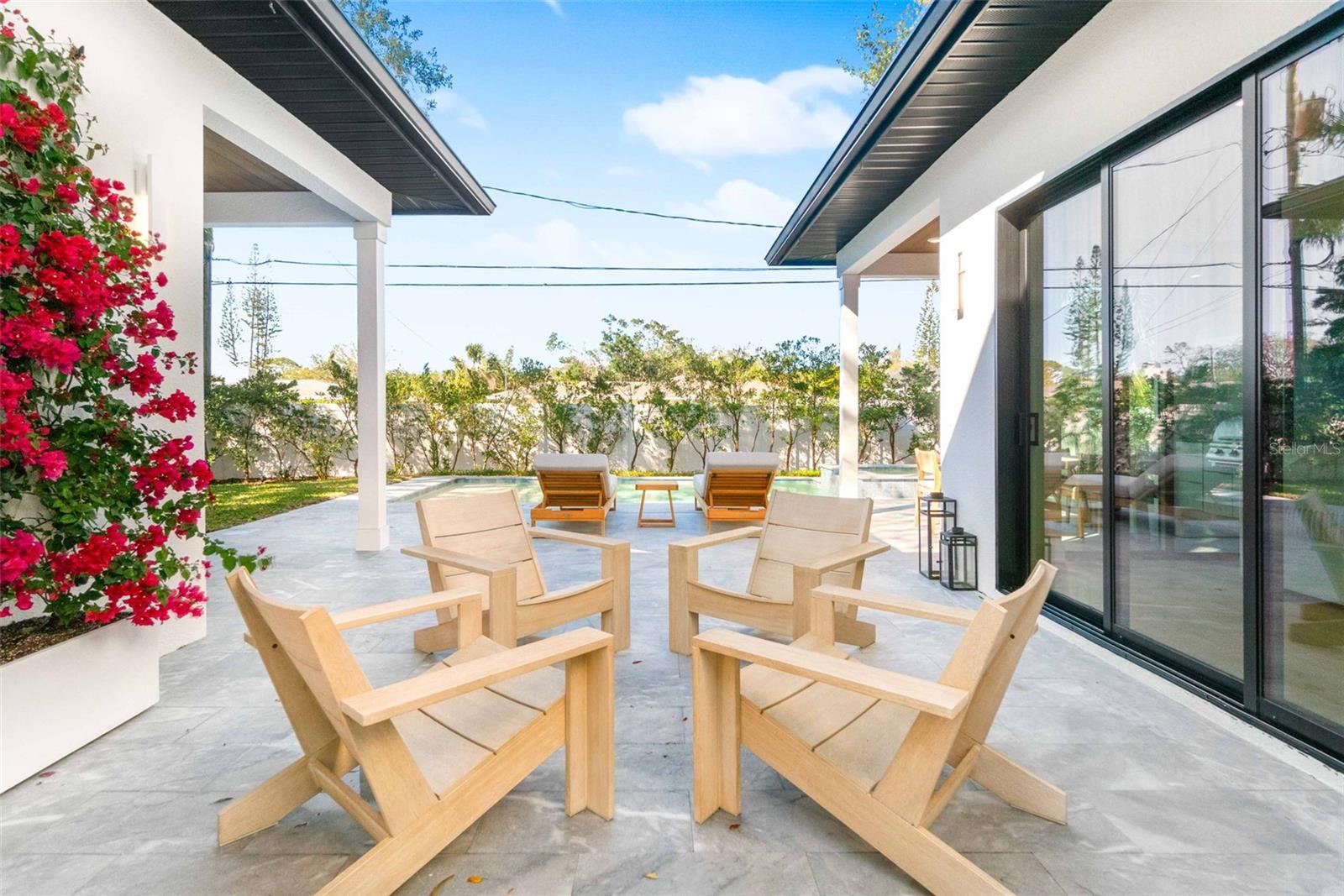 A4674289 Property Photo