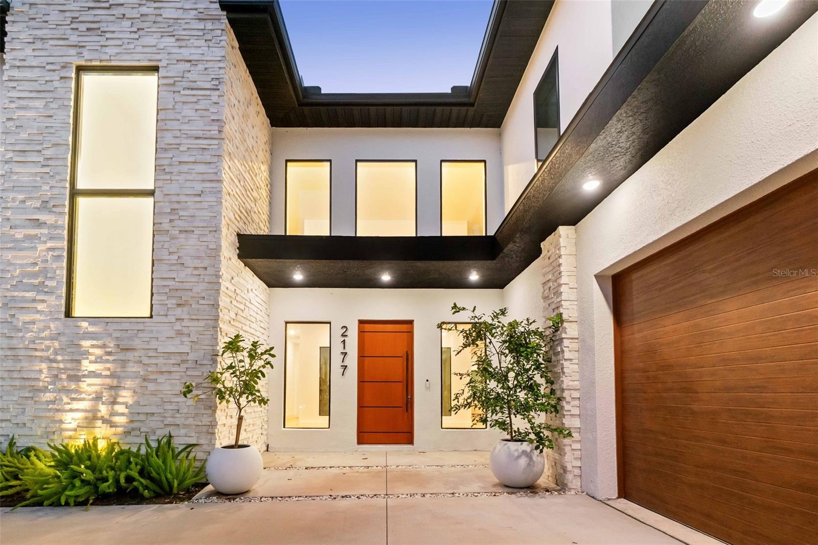 A4674289 Property Photo