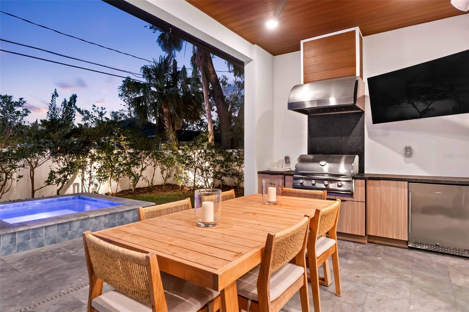 A4674289 Property Photo