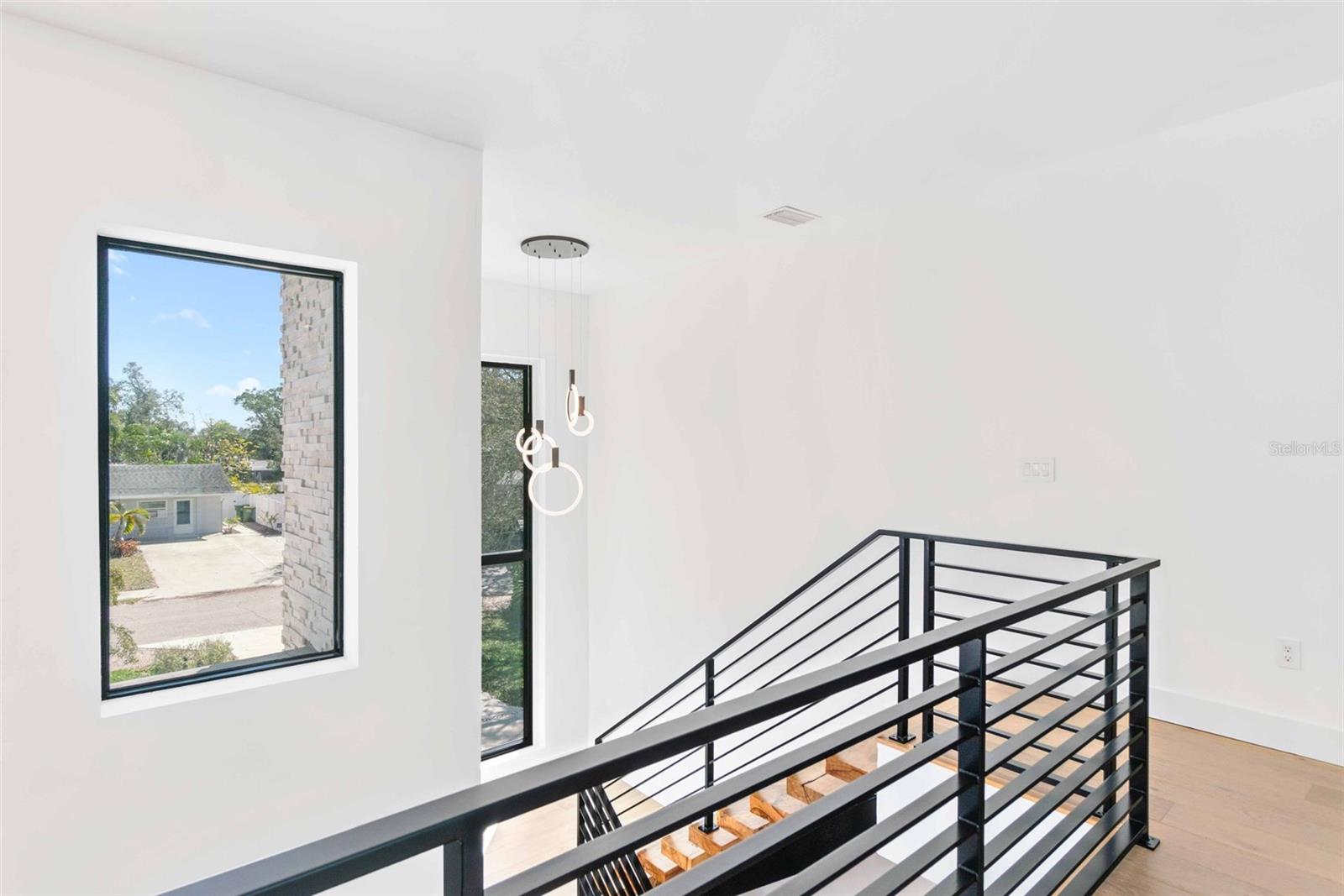 A4674289 Property Photo