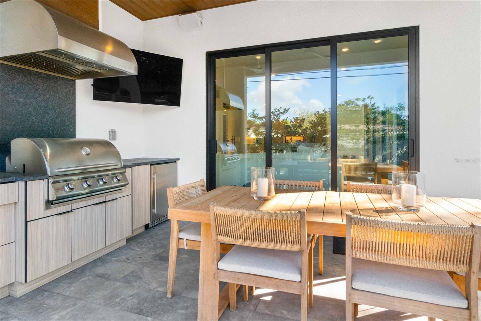 A4674289 Property Photo