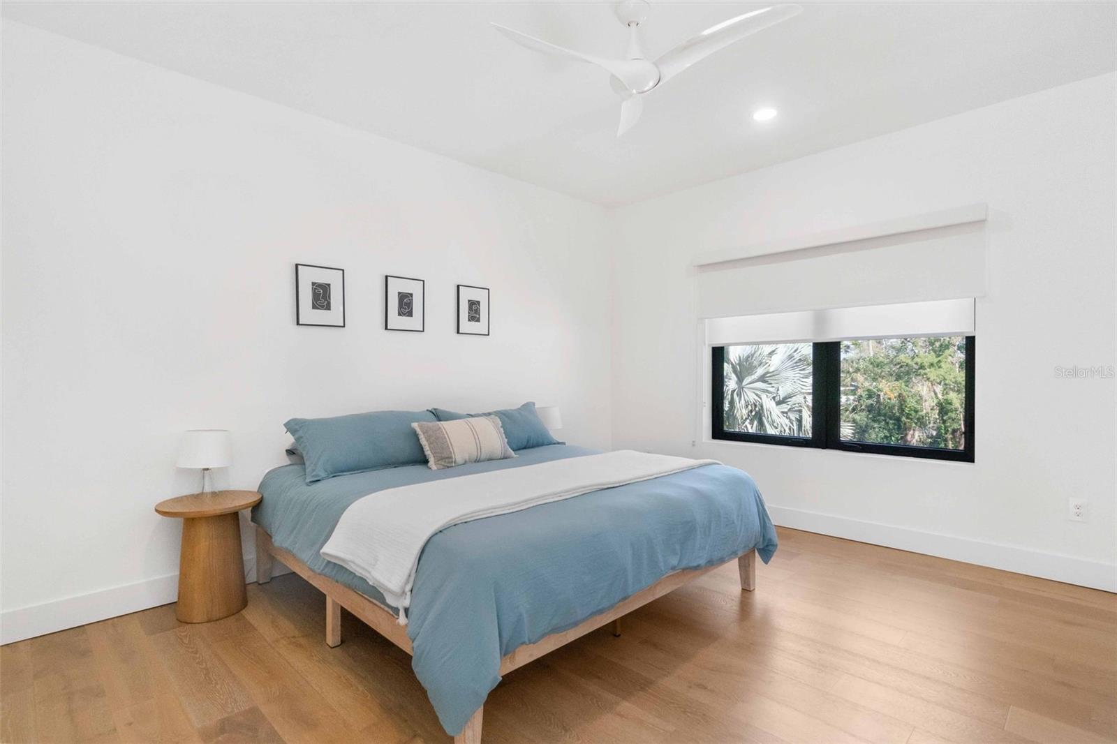 A4674289 Property Photo