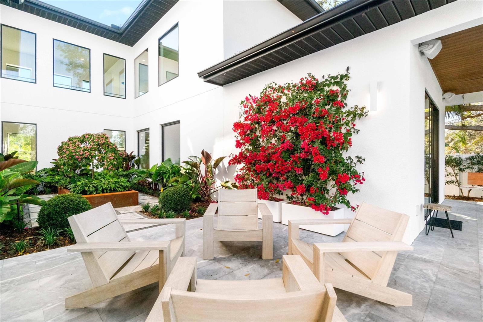 A4674289 Property Photo