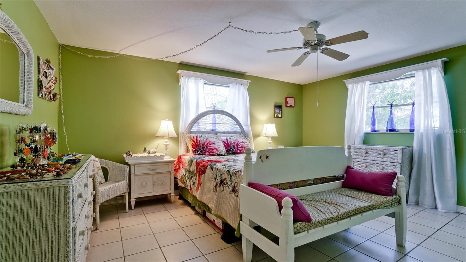 A4674316 Property Photo