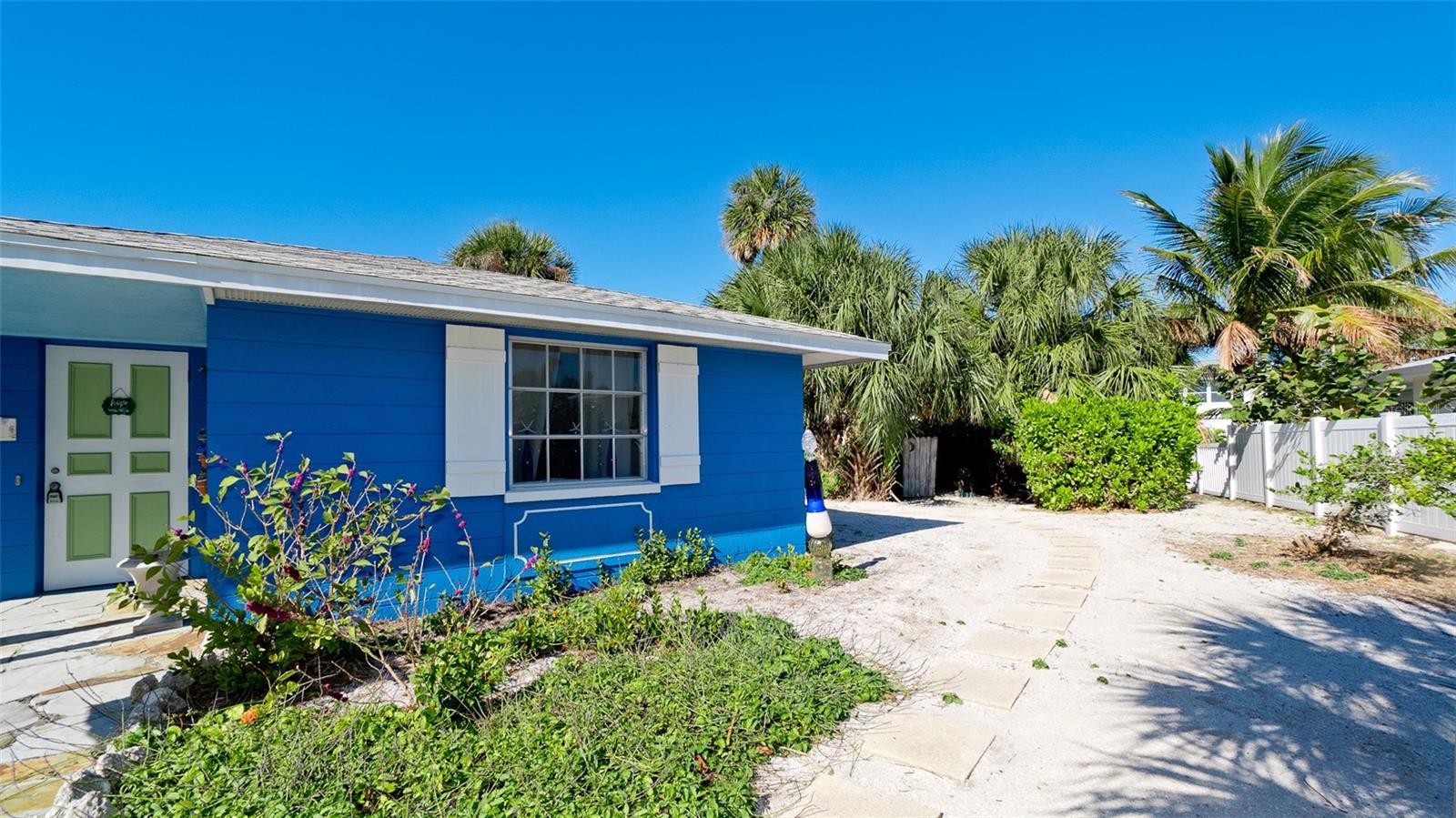 A4674316 Property Photo