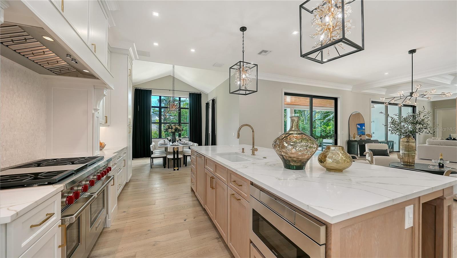 A4674326 Property Photo