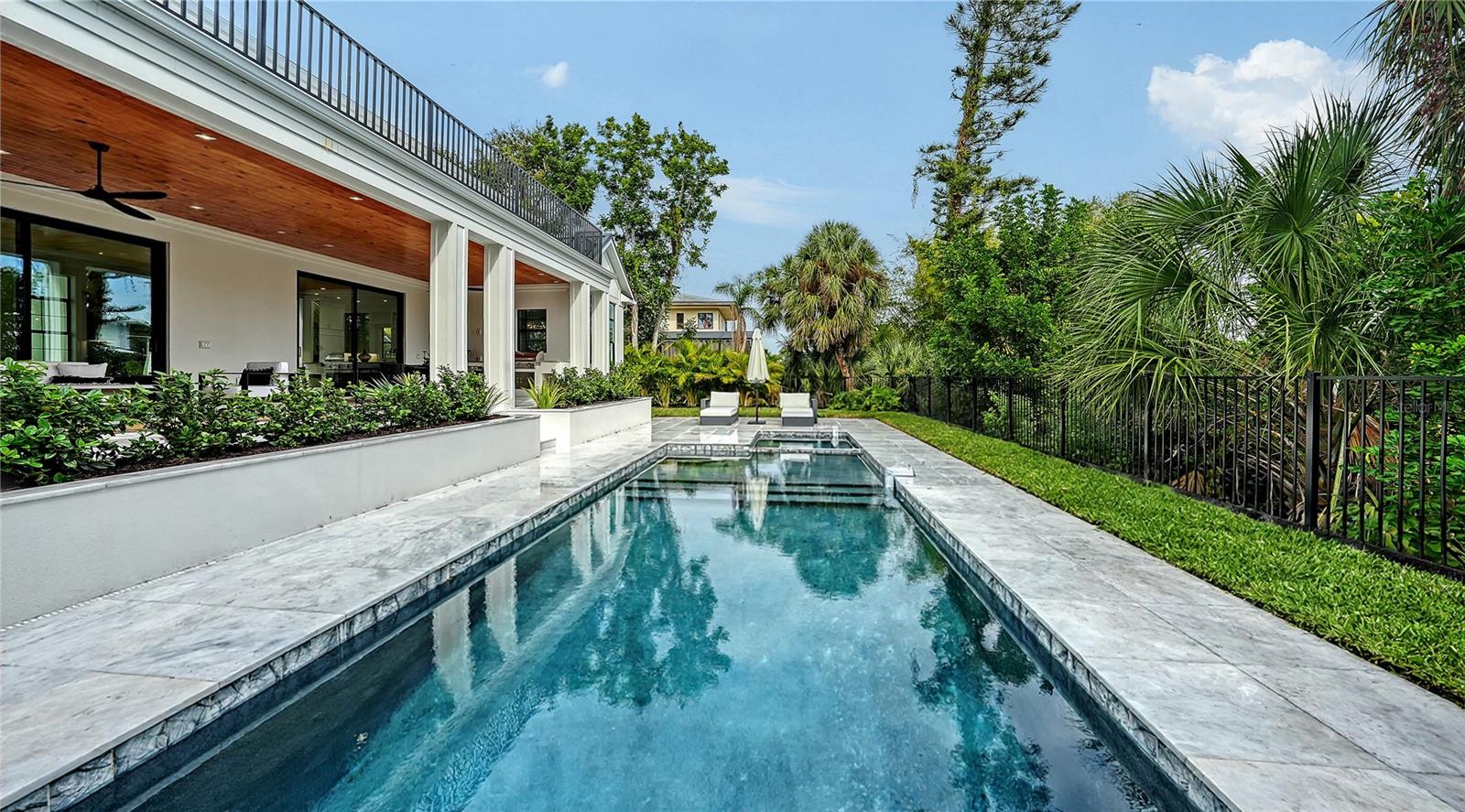 A4674326 Property Photo