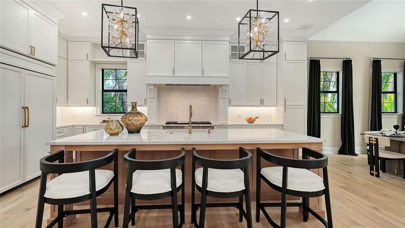 A4674326 Property Photo