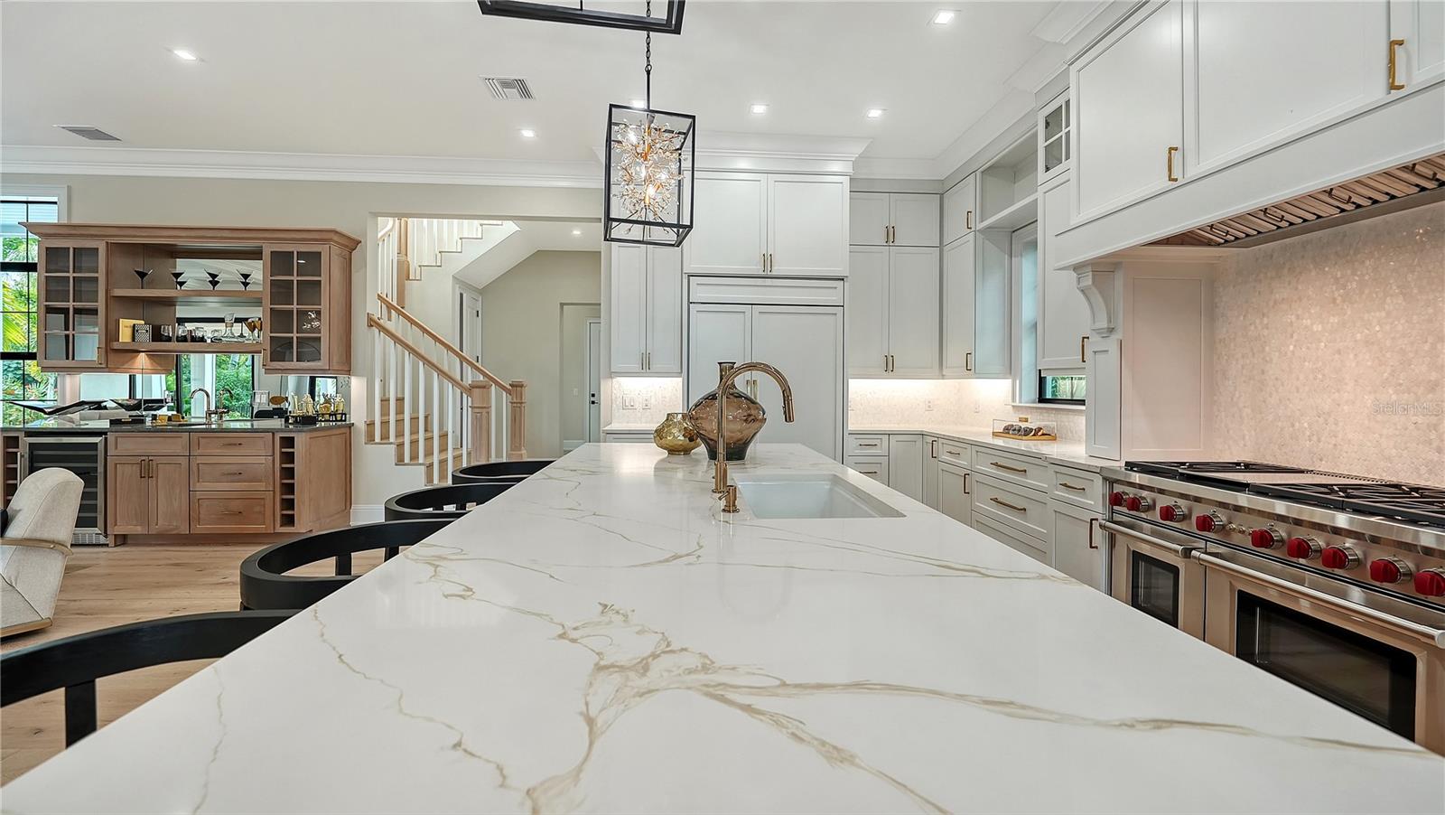 A4674326 Property Photo