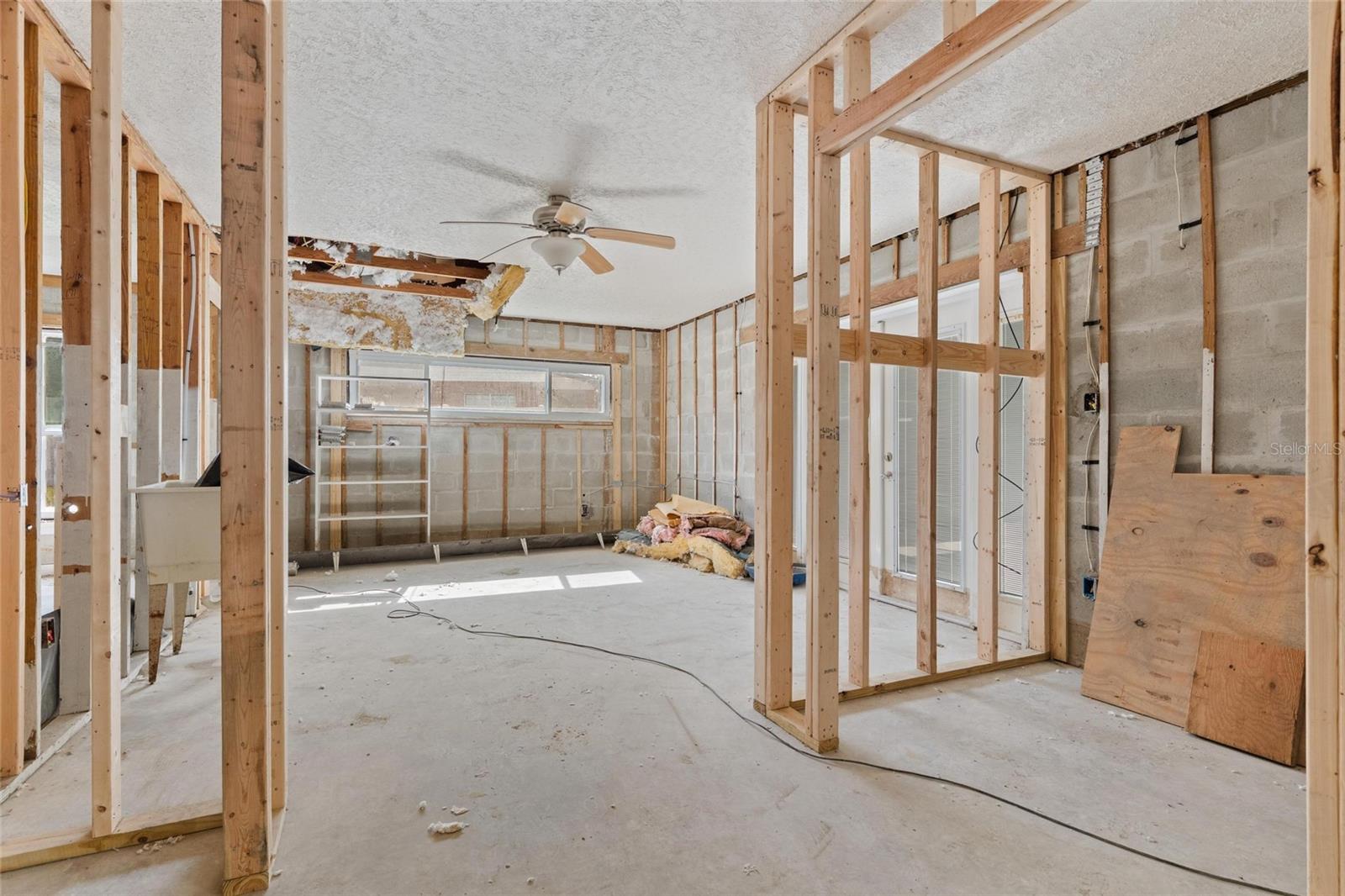 TB8454154 Property Photo