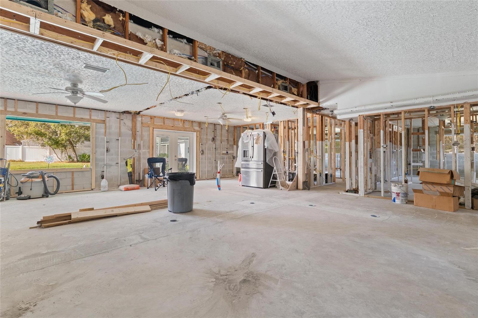 TB8454154 Property Photo