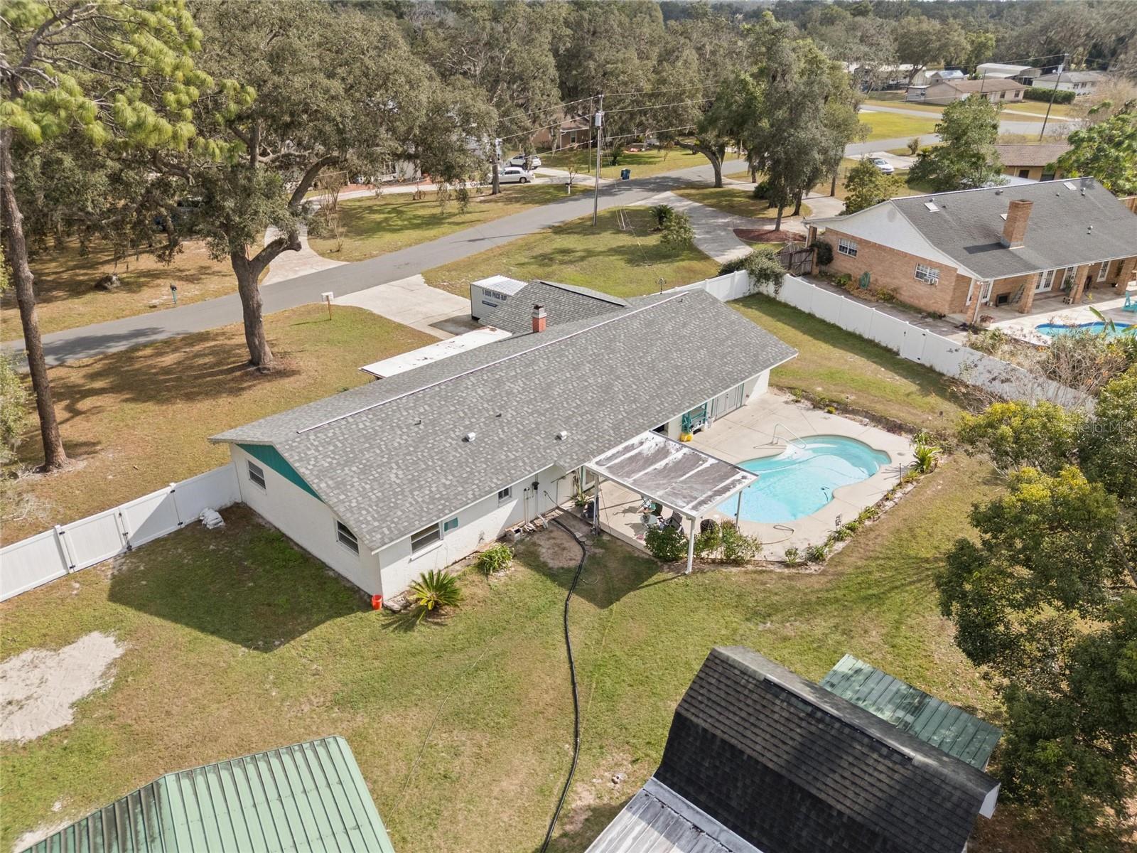 TB8454154 Property Photo