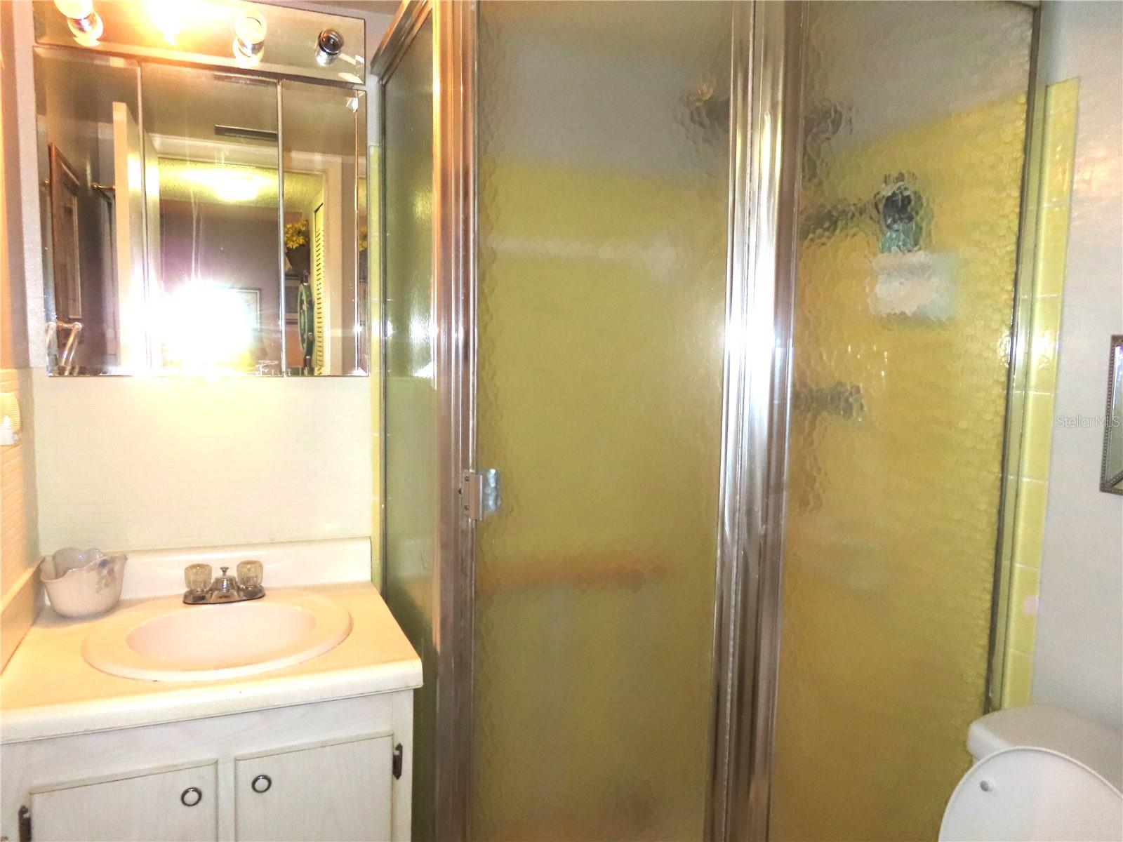 TB8454216 Property Photo