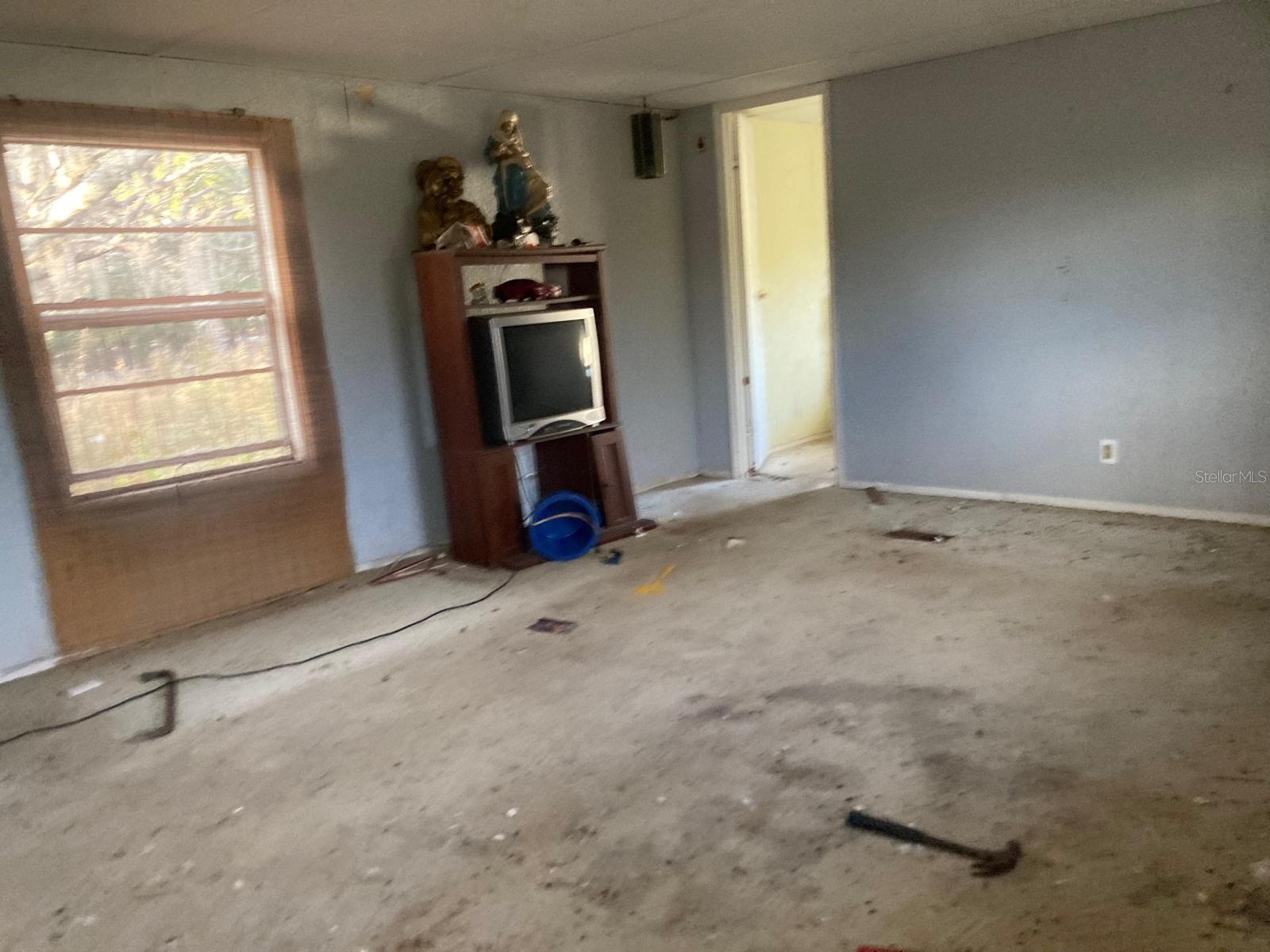 O6365497 Property Photo