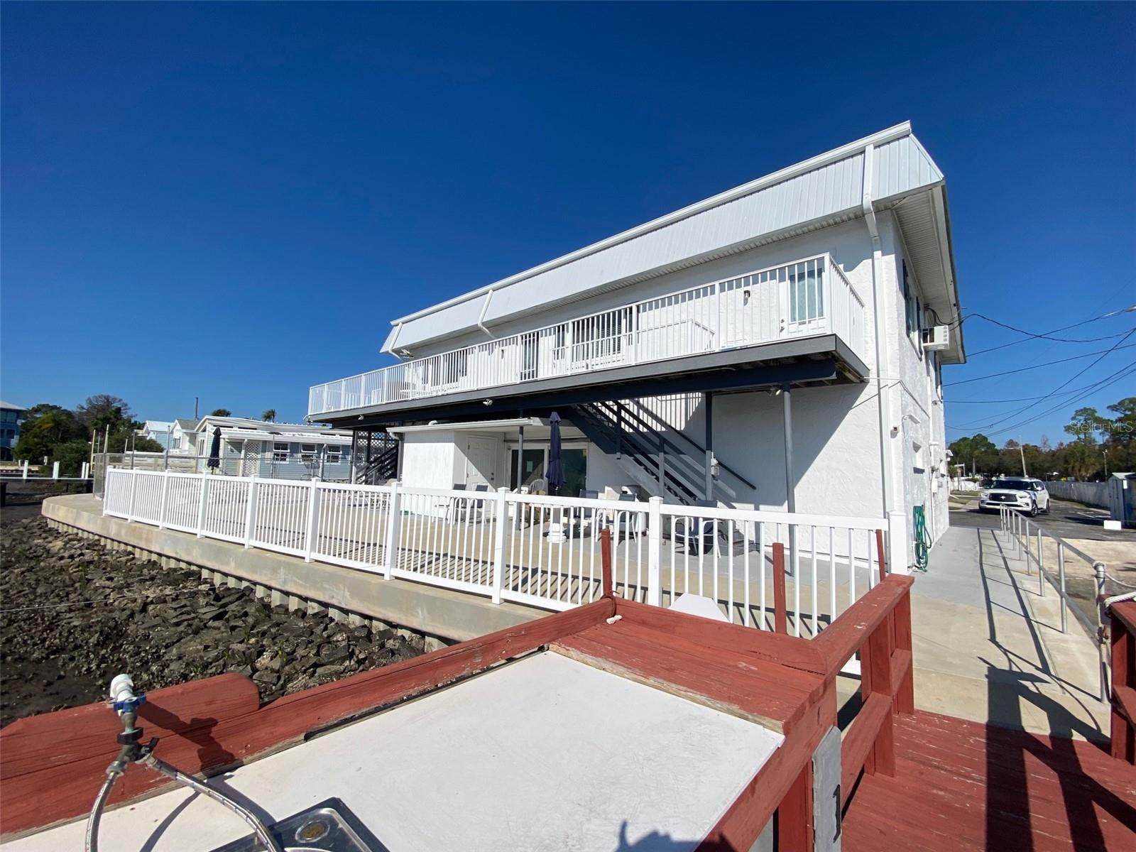 TB8454258 Property Photo