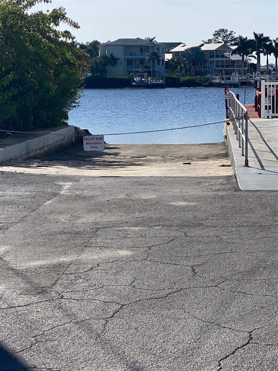 TB8454258 Property Photo