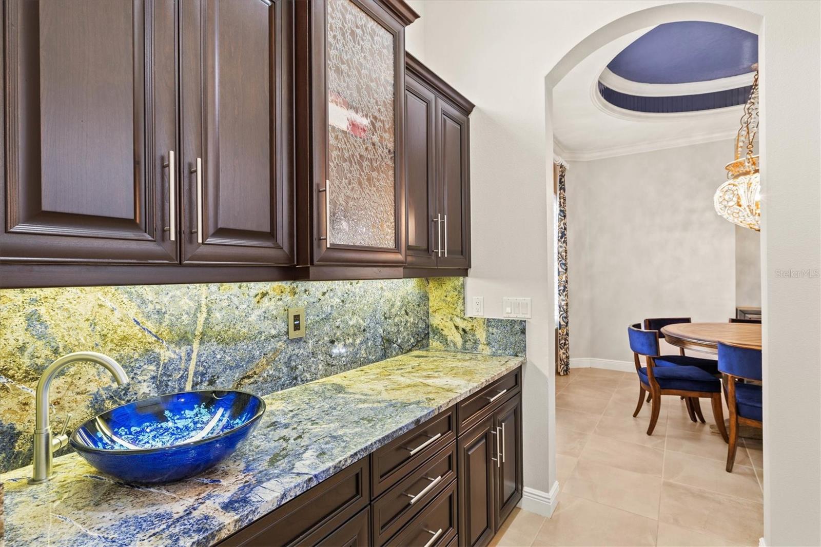 A4674410 Property Photo