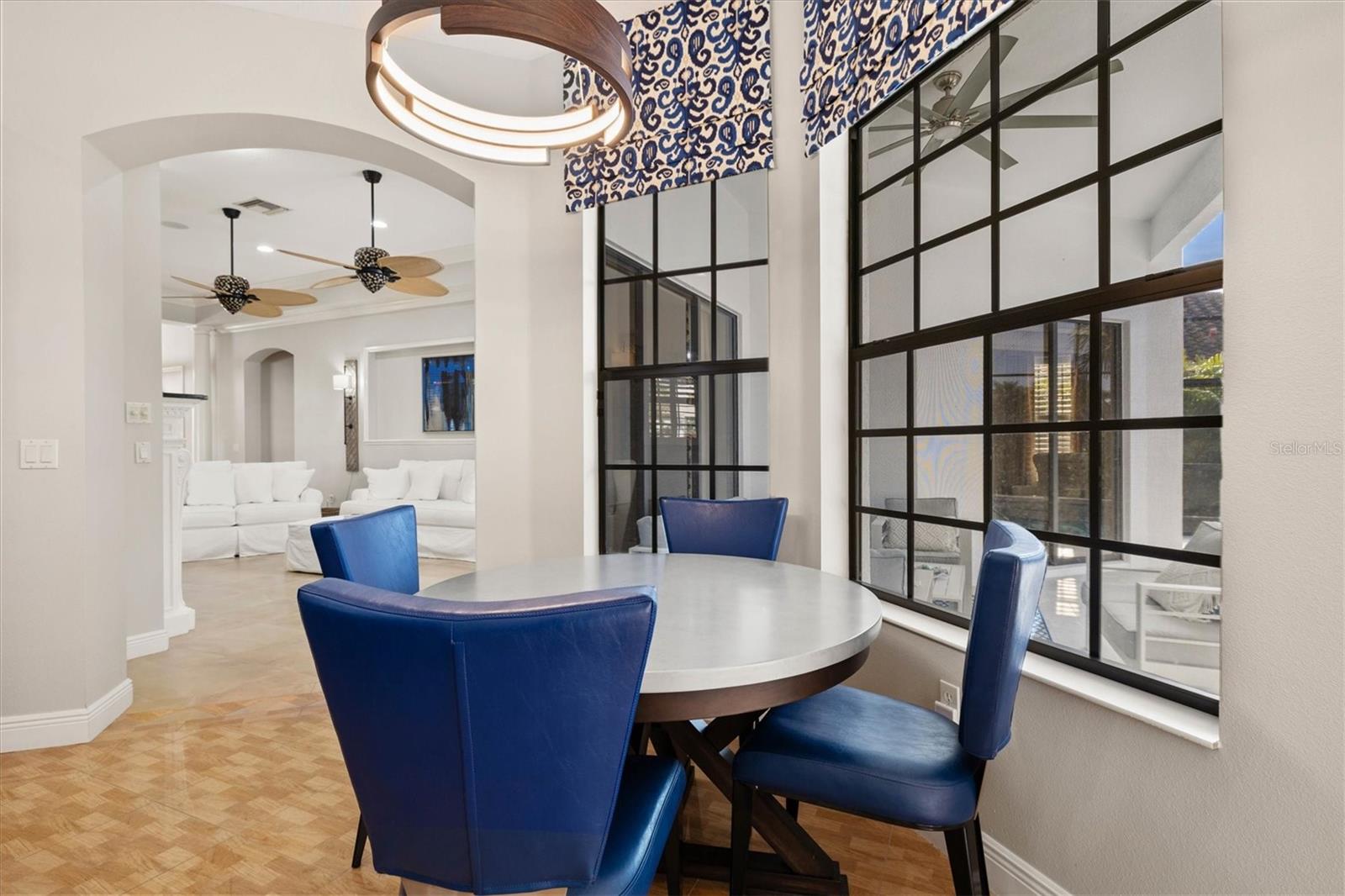 A4674410 Property Photo