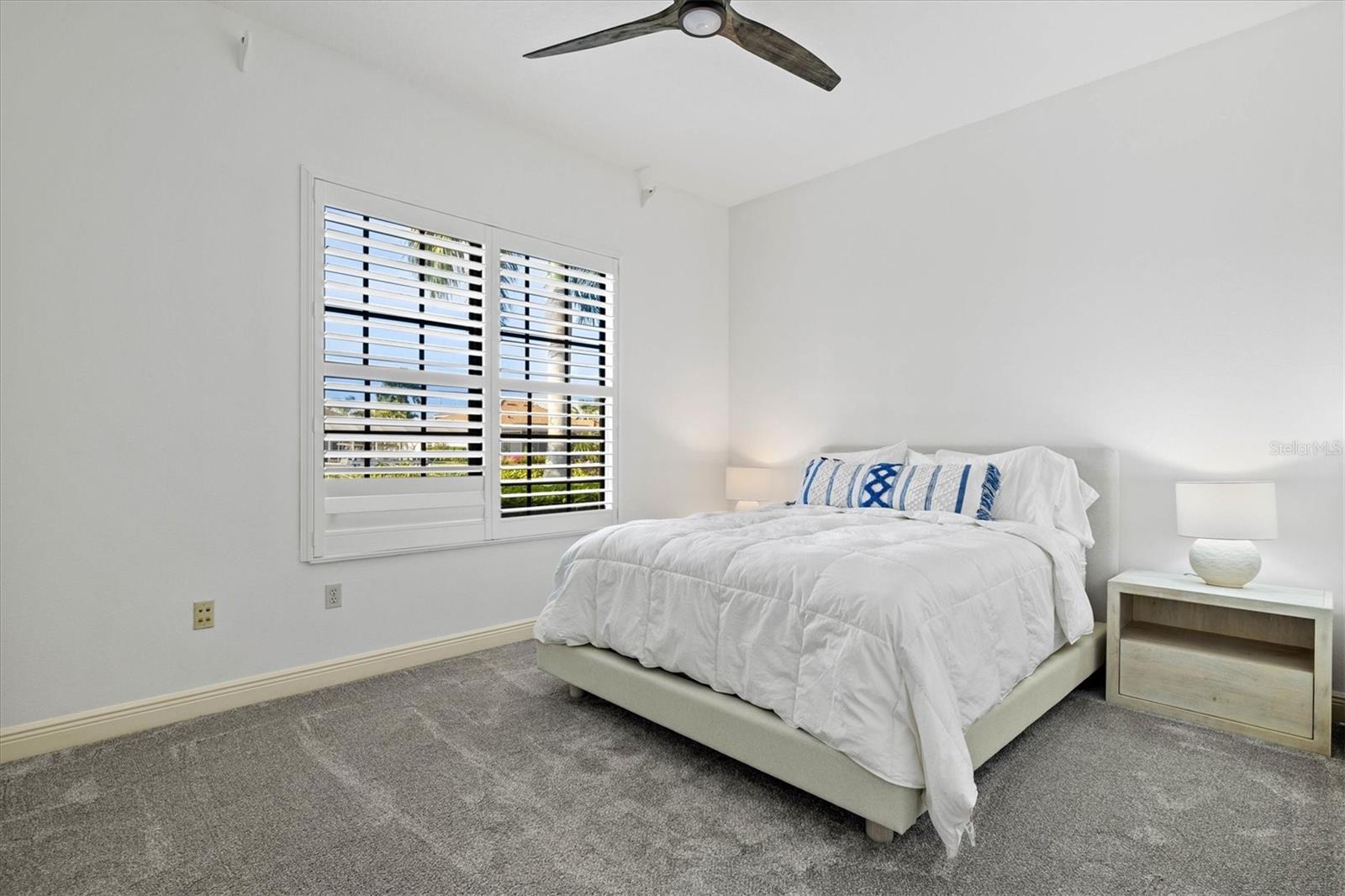 A4674410 Property Photo