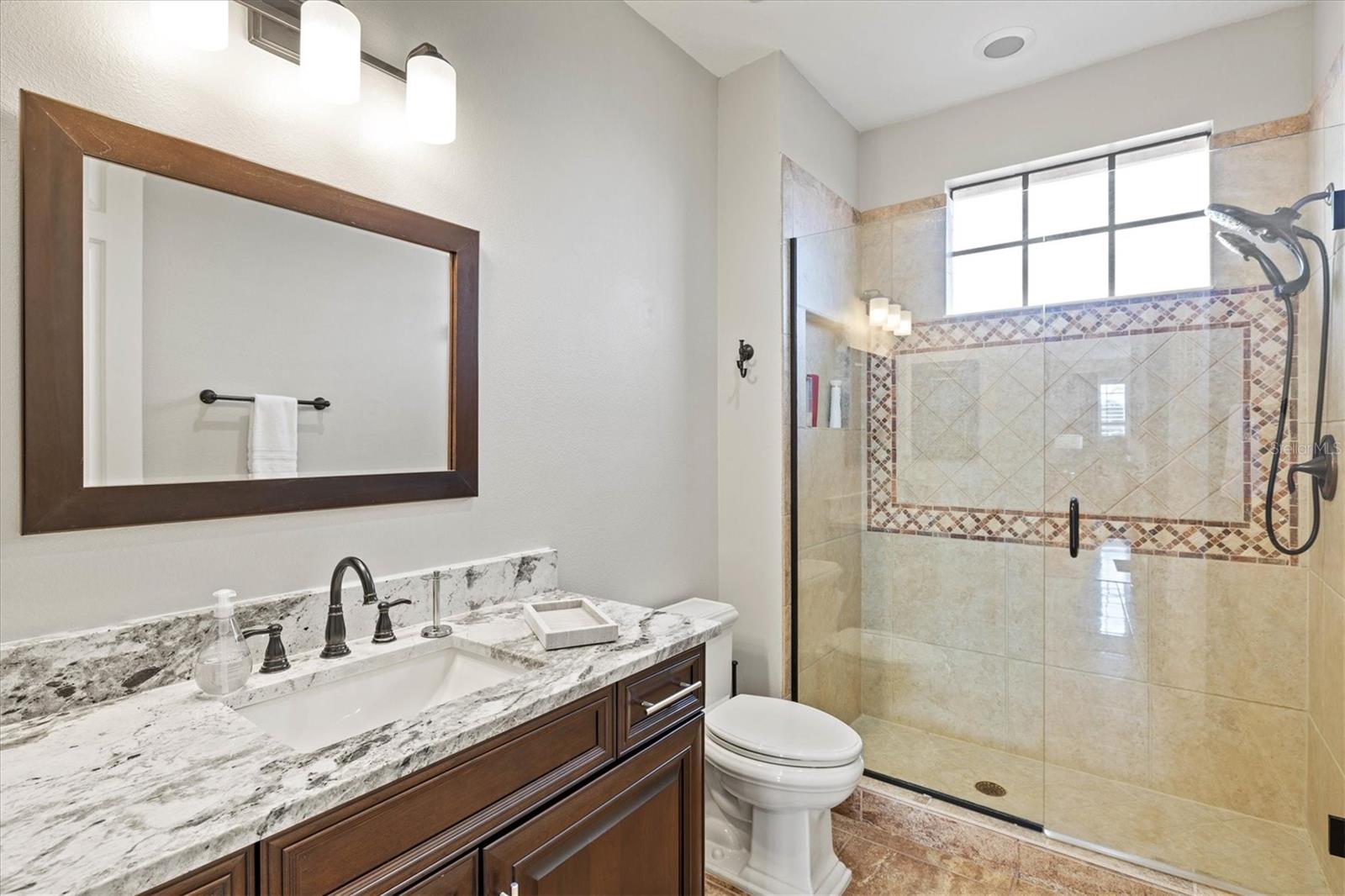 A4674410 Property Photo