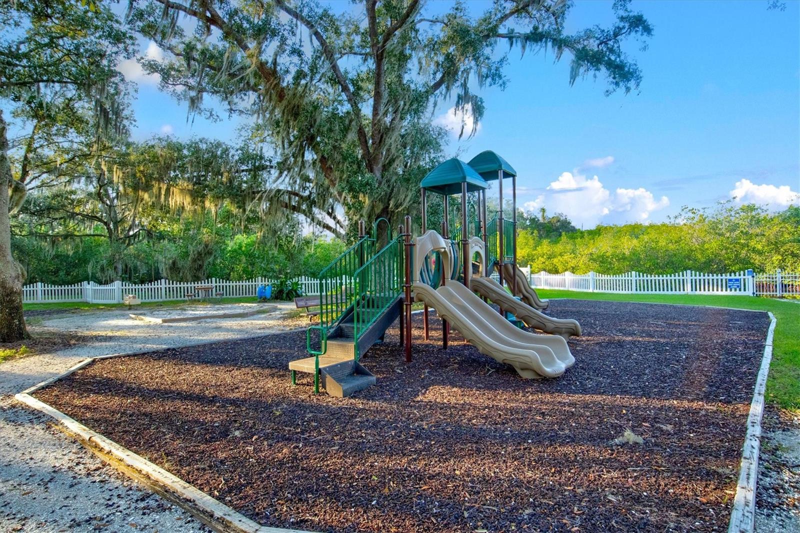 A4674410 Property Photo