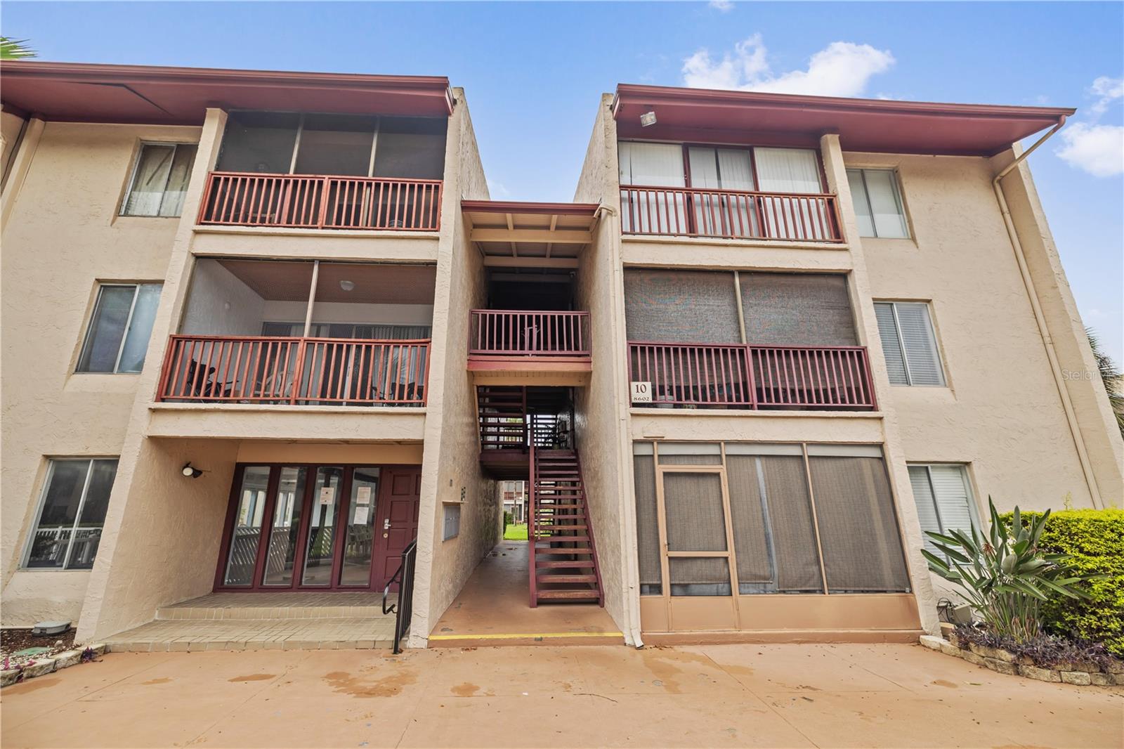 TB8454339 Property Photo