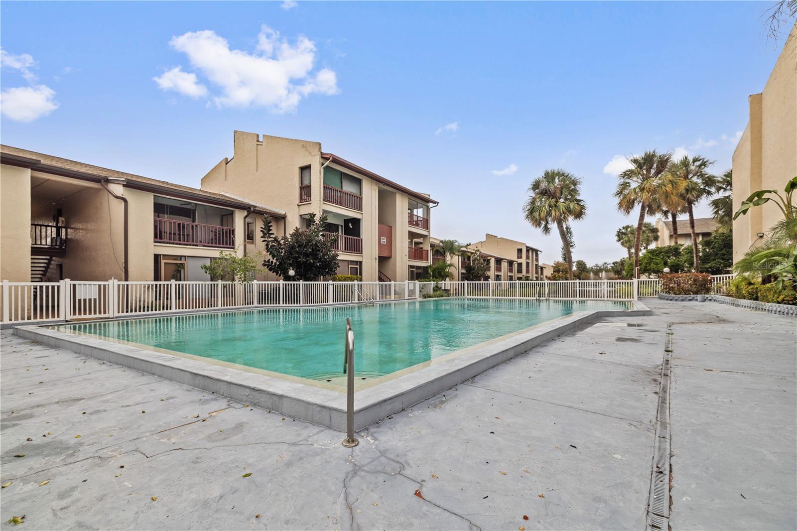 TB8454339 Property Photo