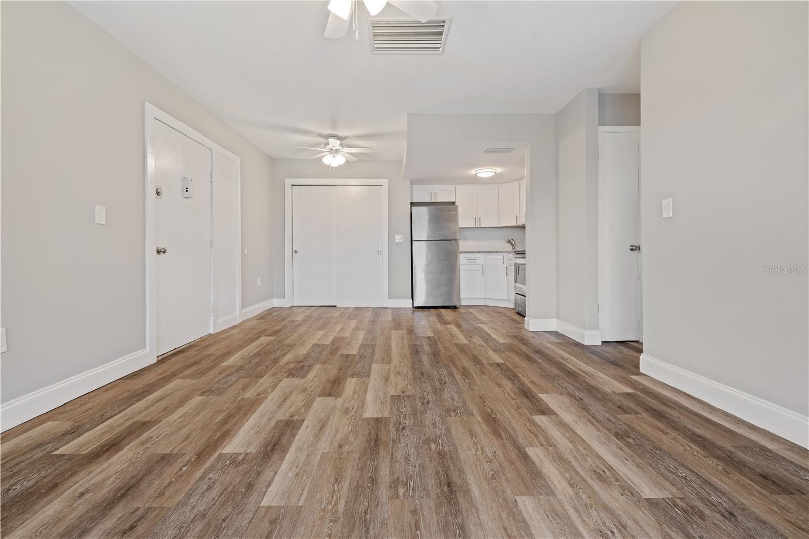 TB8454339 Property Photo