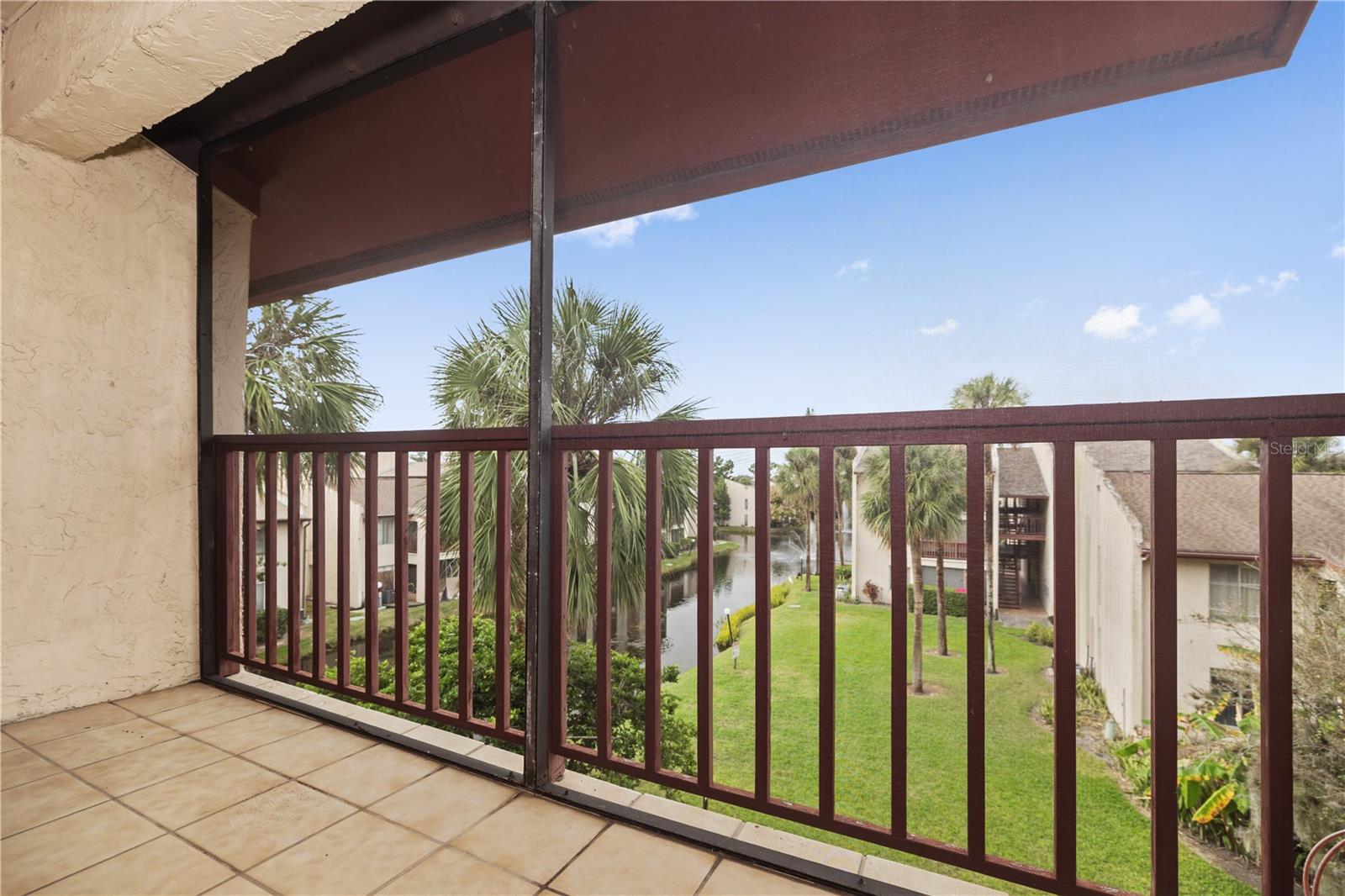 TB8454339 Property Photo