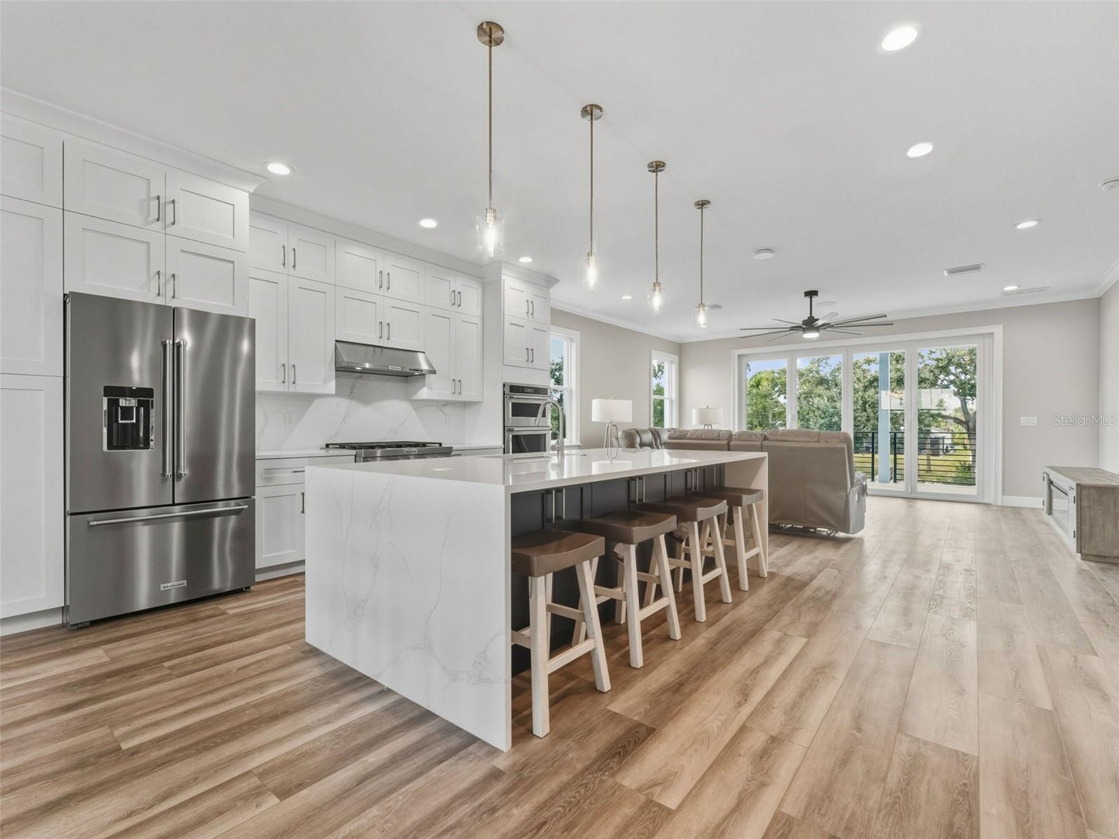 TB8454384 Property Photo