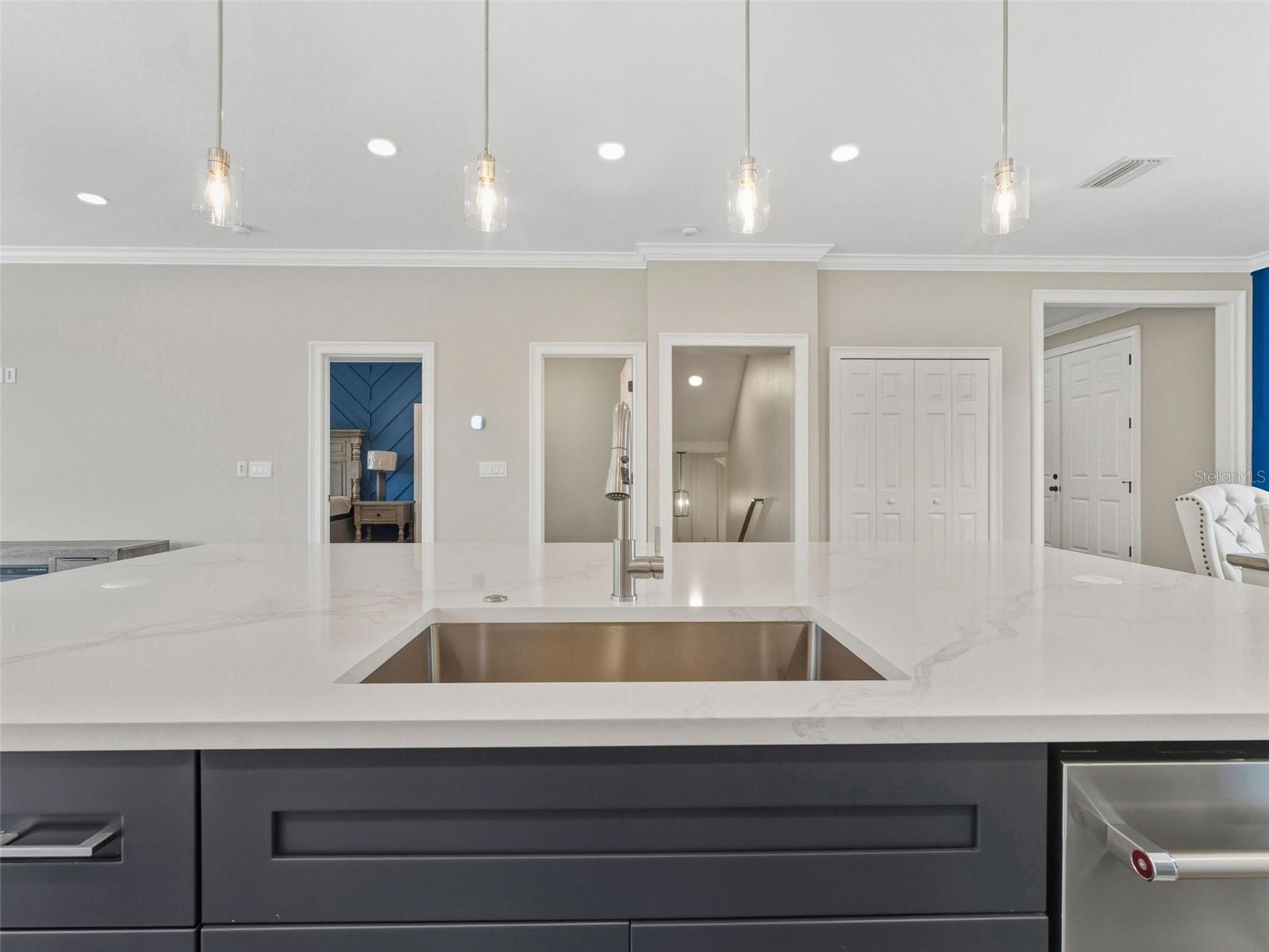 TB8454384 Property Photo