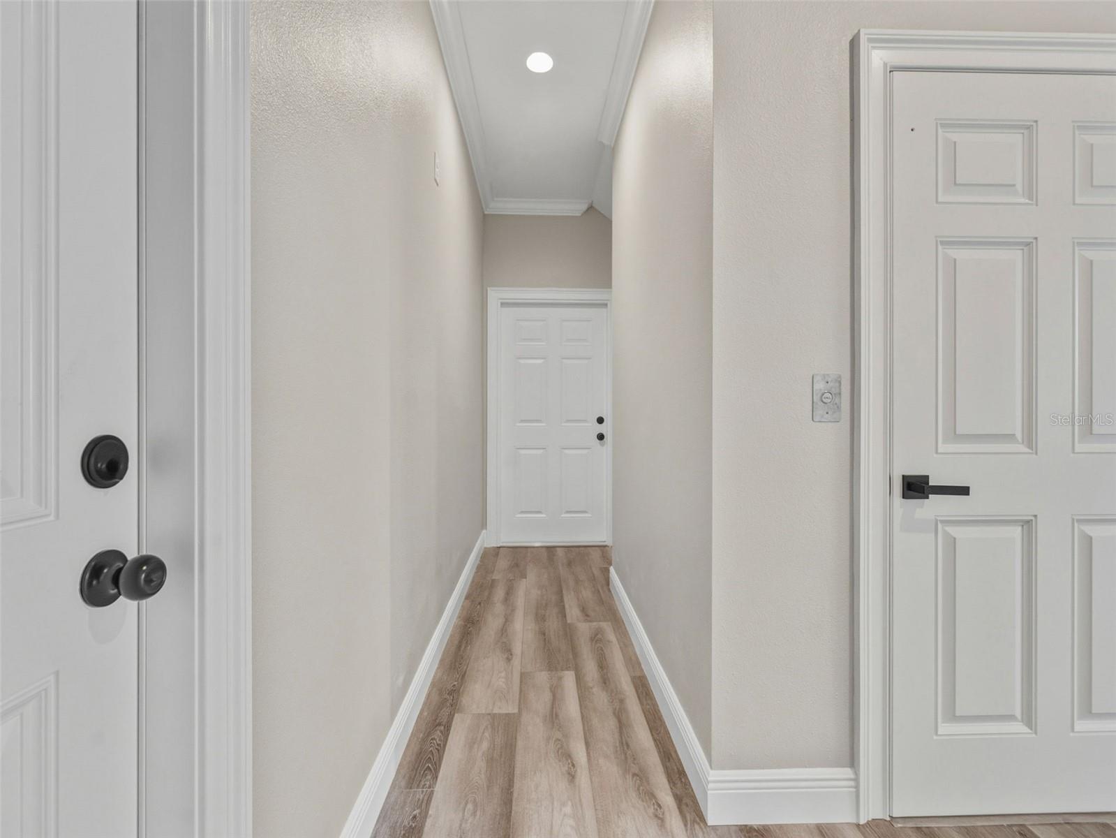 TB8454384 Property Photo