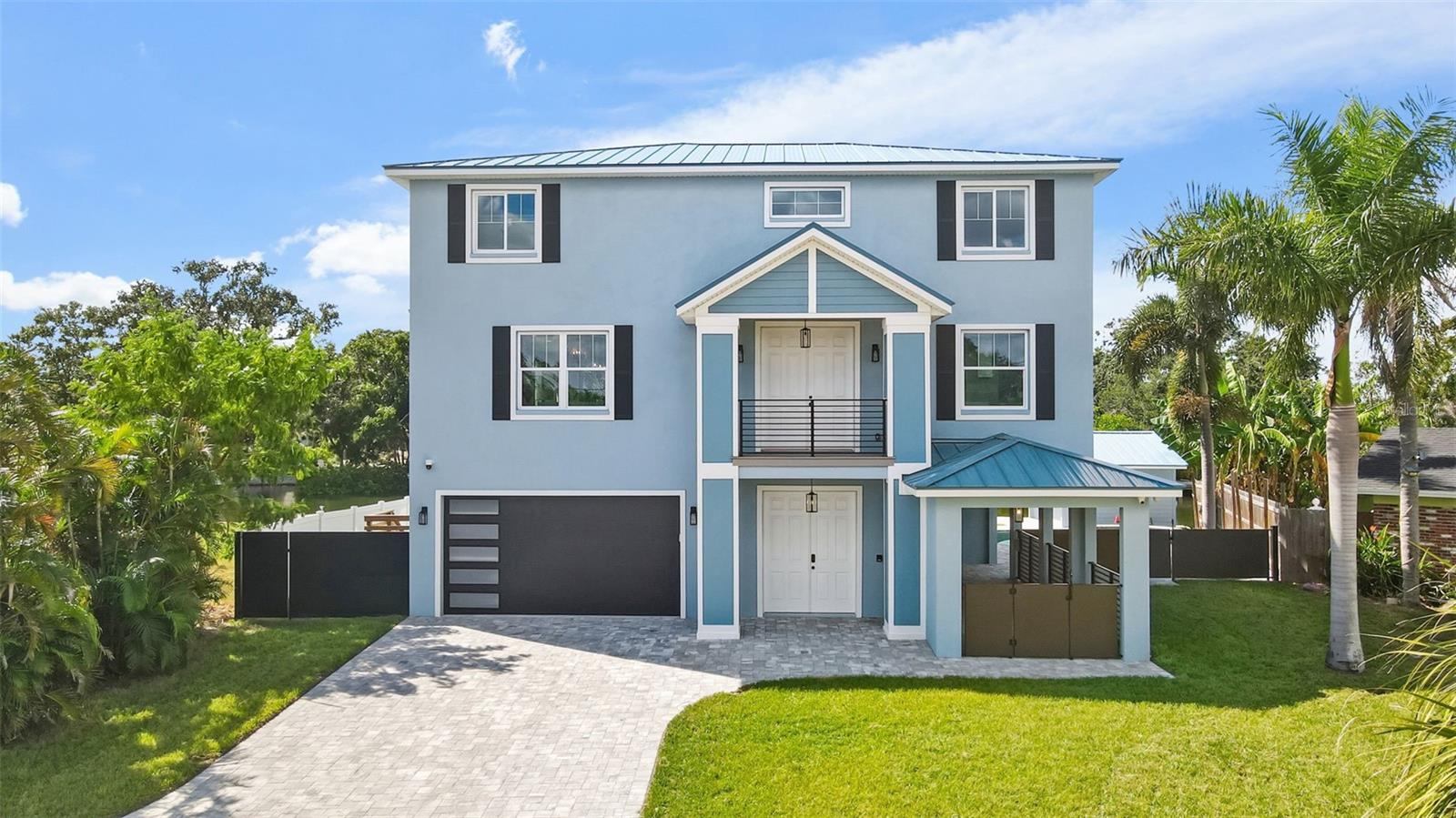 TB8454384 Property Photo