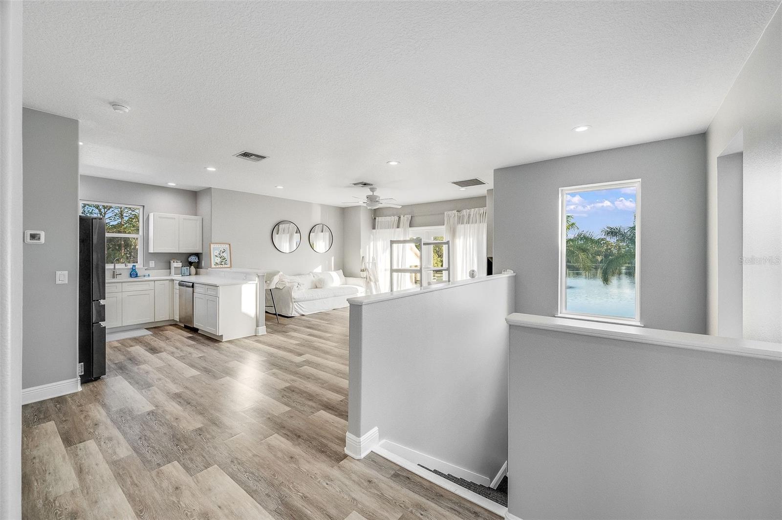 O6365662 Property Photo