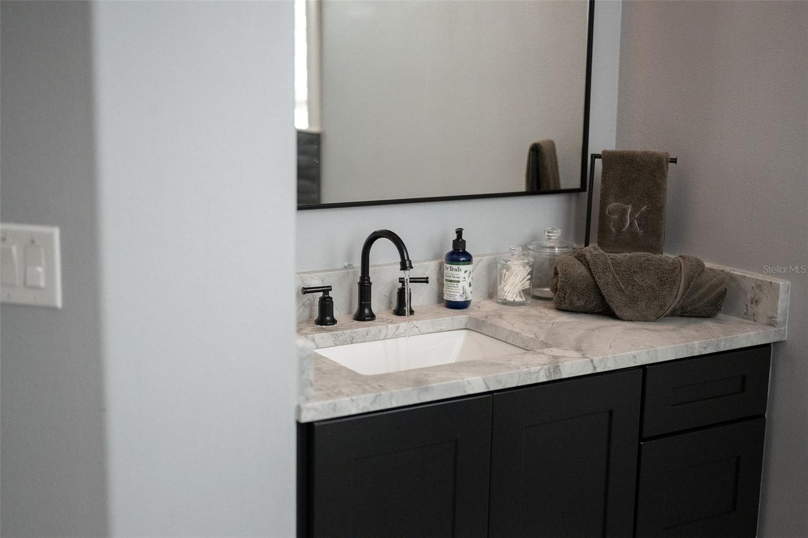 O6365662 Property Photo